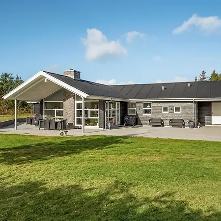 Geri - 700m From The Sea By Interhome *