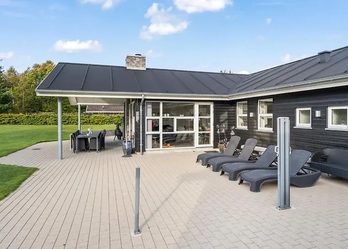 Geri - 700m From The Sea By Interhome *